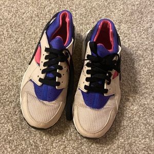 Nike Huarache Shoes